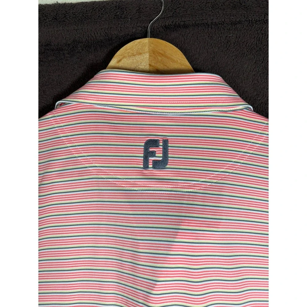 FootJoy Mens Golf Polo Shirt Lot of 2 White Crest‎ Striped Classics Size Medium
